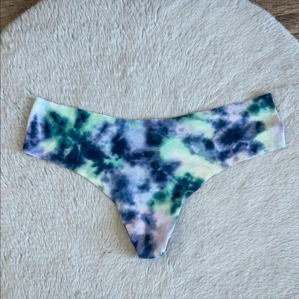 PINK Victoria's Secret No Show Tie-Dye Thong Panty